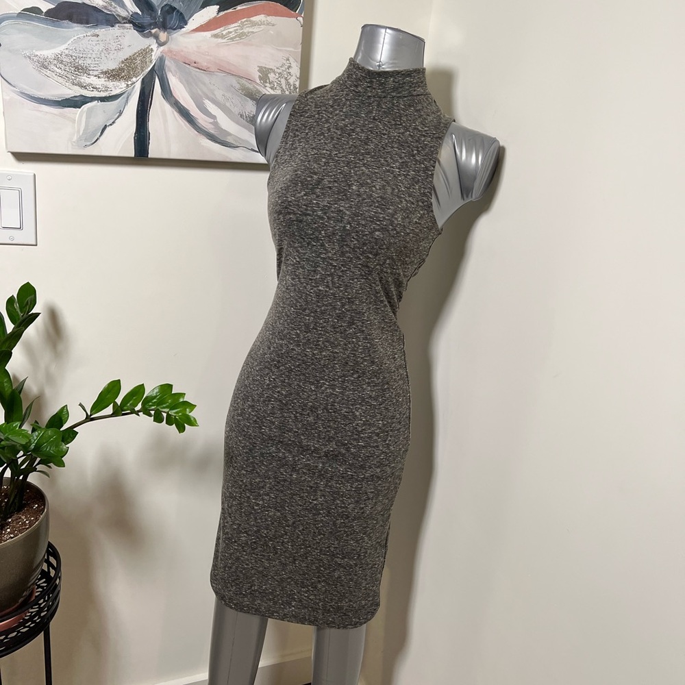 Gray Sleeveless Knit Dress